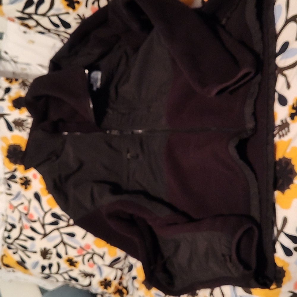 Like new North Face men's XL Denali jacket